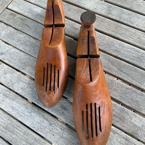 Size 10 CEDAR SHOE TREE FOR MEN GROWN IN USA
